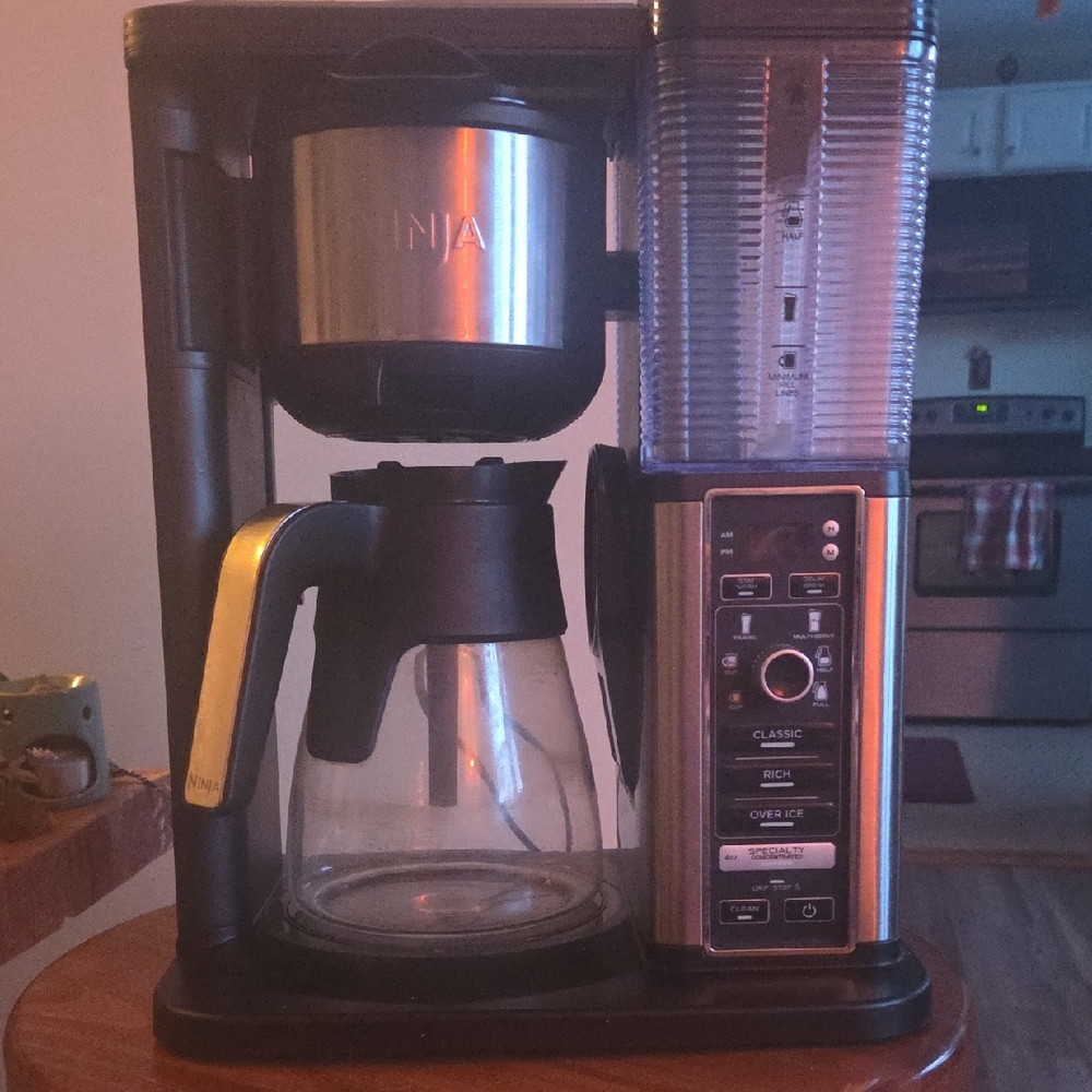 Ninja DualBrew Coffee System in Black and Silver